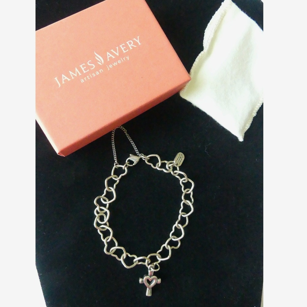 James Avery Sterling Silver Heart Link Charm Bracelet w/Heart Cross 7"+ Box